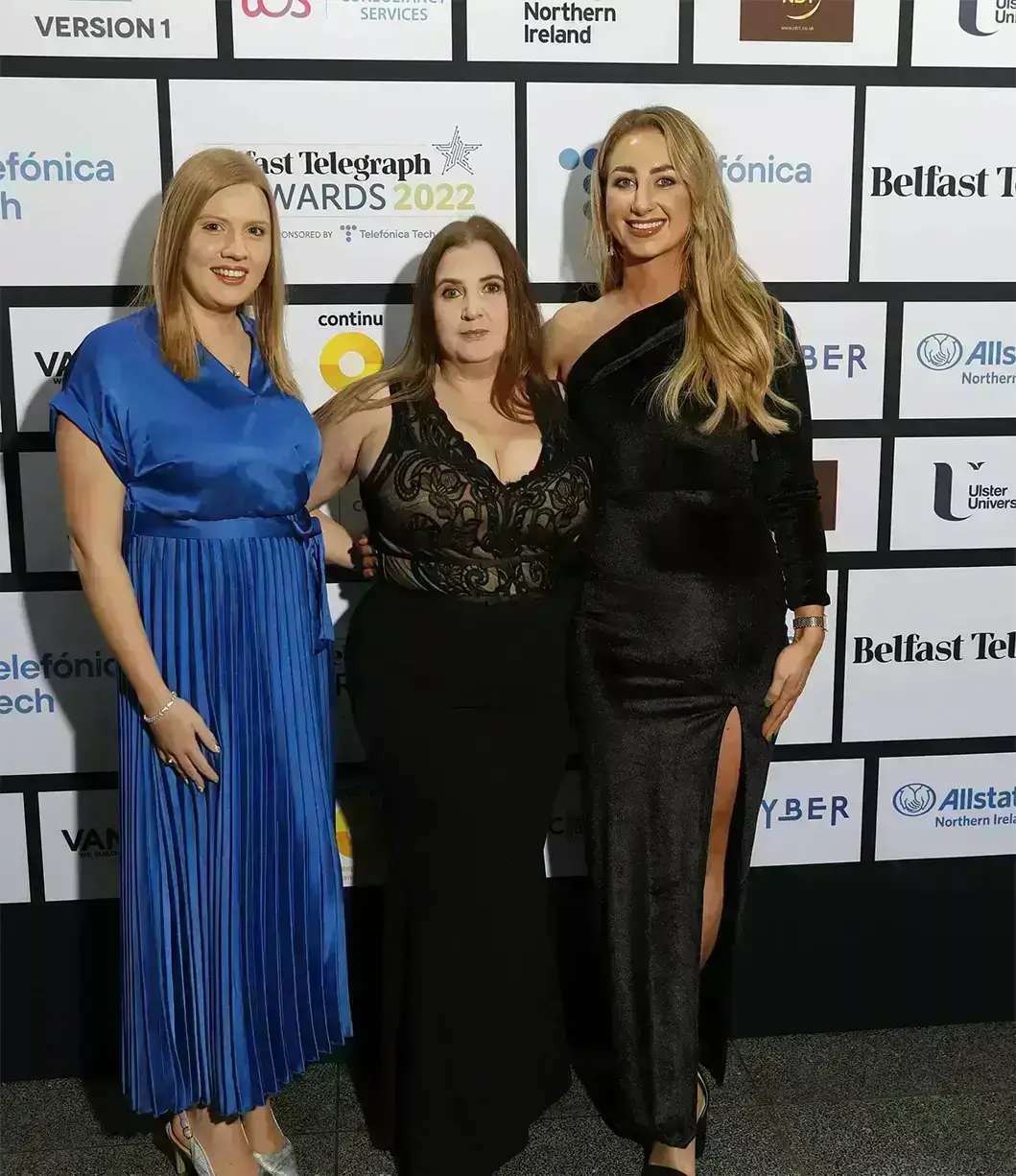 xAG37684-2159x2500.jpg.pagespeed.ic.jyLVLGbIZk